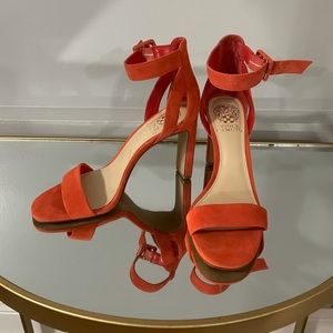 Vince Camuto Suede Heels Sz 8